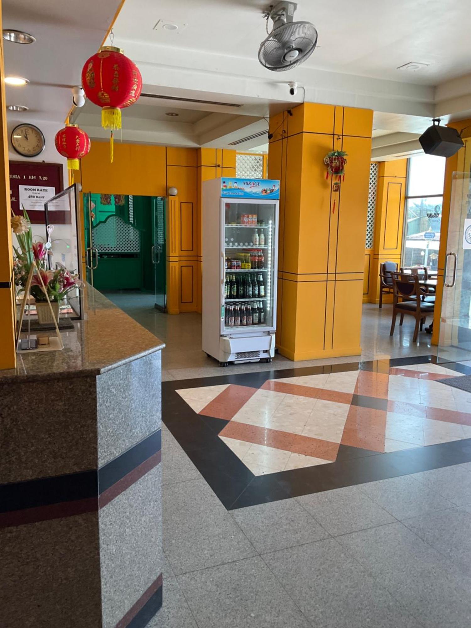 Intertower Hotel Sungai Kolok Eksteriør bilde